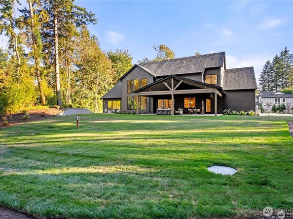 16654 195th Street NE, Woodinville WA 98072