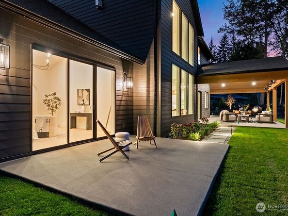 16654 195th Street NE, Woodinville WA 98072