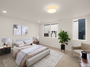 914 C 15th Avenue, Seattle WA 98122