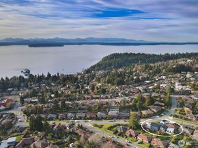 8812 41st Avenue SW, Seattle WA 98136