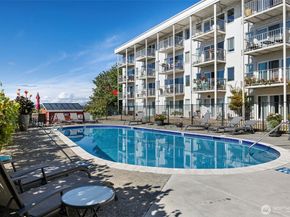 201 2nd Street S 201, Kirkland WA 98033