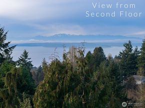 7233 36th Avenue SW, Seattle WA 98126