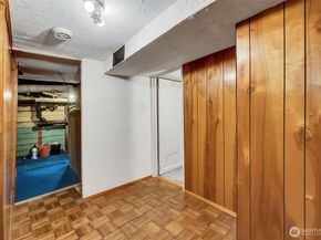 7233 36th Avenue SW, Seattle WA 98126