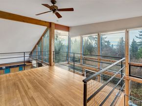 7233 36th Avenue SW, Seattle WA 98126