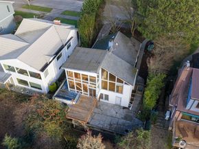 7233 36th Avenue SW, Seattle WA 98126