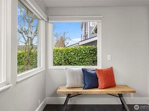 4748 4th Avenue NE, Seattle WA 98105