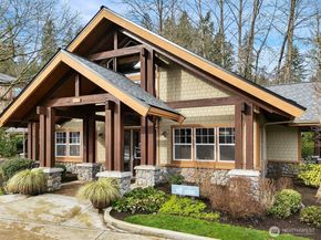 1000 Cabin Creek Lane SW B204, Issaquah WA 98027