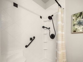 1000 Cabin Creek Lane SW B204, Issaquah WA 98027