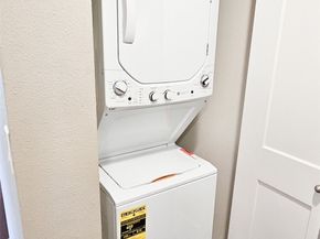 2272 Newport Way NW 14, Issaquah WA 98027