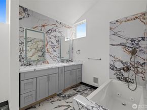 8608 42nd Avenue S, Seattle WA 98118