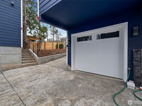 8608 42nd Avenue S, Seattle WA 98118