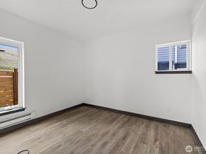 8608 42nd Avenue S, Seattle WA 98118