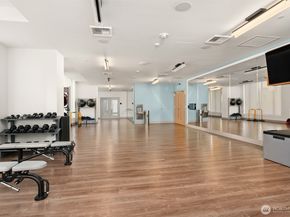 2510 6th Avenue 1401, Seattle WA 98121