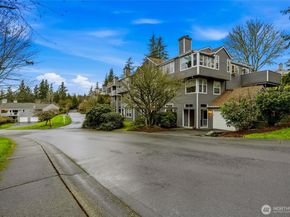 4254 221st Place SE 1088, Issaquah WA 98029