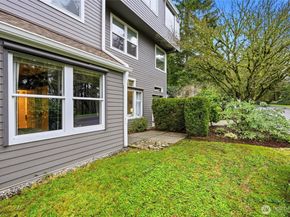 4254 221st Place SE 1088, Issaquah WA 98029