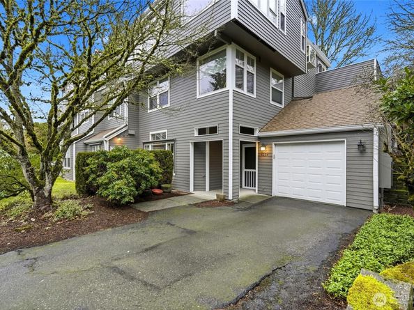 4254 221st Place SE 1088, Issaquah WA 98029