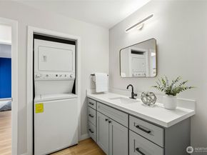 4254 221st Place SE 1088, Issaquah WA 98029