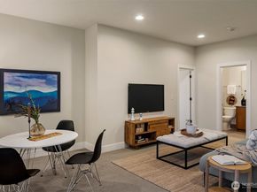 616 25th Avenue E, Seattle WA 98112