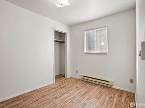 2524 NE 130th Street, Seattle WA 98125