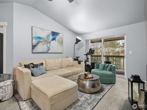 7711 NE 175th Street C305, Kenmore WA 98028