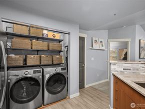 7711 NE 175th Street C305, Kenmore WA 98028