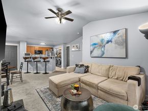 7711 NE 175th Street C305, Kenmore WA 98028