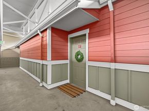 7711 NE 175th Street C305, Kenmore WA 98028