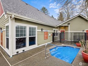 7711 NE 175th Street C305, Kenmore WA 98028
