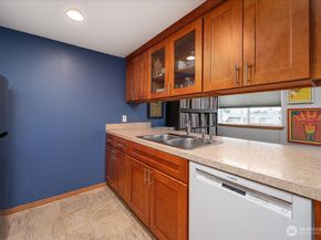 11532 15th Avenue NE 301, Seattle WA 98125