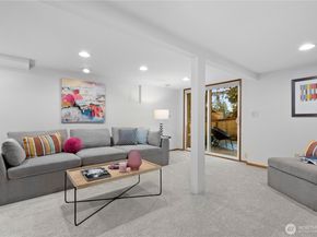 9420 NE 129th Place, Kirkland WA 98034