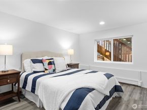 9420 NE 129th Place, Kirkland WA 98034