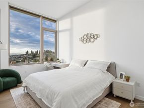 10232 NE 10th Street 1607, Bellevue WA 98004