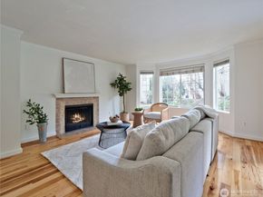 10016 NE 120th Lane F101, Kirkland WA 98034