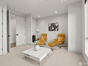 15411 SE 38th Street, Bellevue WA 98006