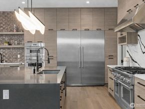 15411 SE 38th Street, Bellevue WA 98006