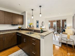 626 4th Avenue W 305, Seattle WA 98119