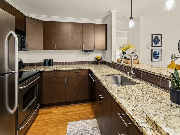 626 4th Avenue W 305, Seattle WA 98119