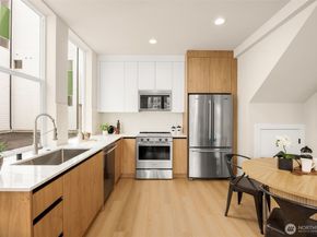 904 A 28th Avenue S, Seattle WA 98144