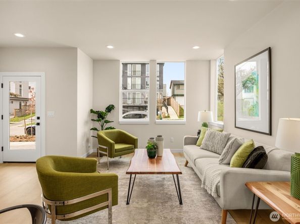 904 A 28th Avenue S, Seattle WA 98144