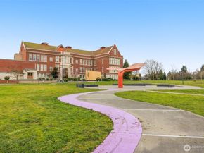 904 A 28th Avenue S, Seattle WA 98144