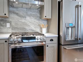 434 20th Ave, Kirkland WA 98033