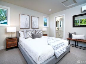 434 20th Ave, Kirkland WA 98033