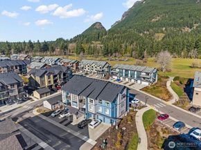 1970 SE 12th Court D201, North Bend WA 98045
