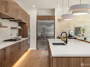 19902 Broadway Avenue, Snohomish WA 98296