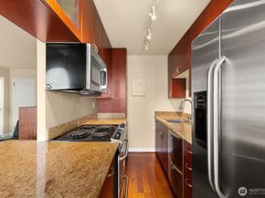 1105 Spring Street 1106, Seattle WA 98104