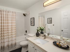 10022 NE 127th Place C114, Kirkland WA 98034