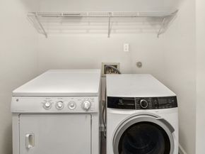 10022 NE 127th Place C114, Kirkland WA 98034