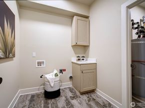 432 20th Ave, Kirkland WA 98033