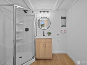 9021 12th Avenue SW, Seattle WA 98106