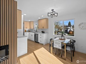 9021 12th Avenue SW, Seattle WA 98106